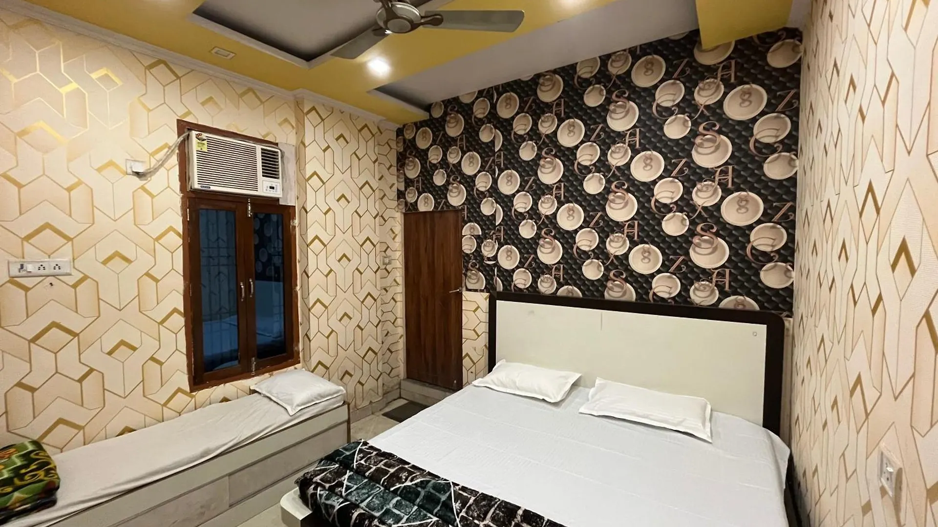 Shree Balaji Guest House Varanasi India